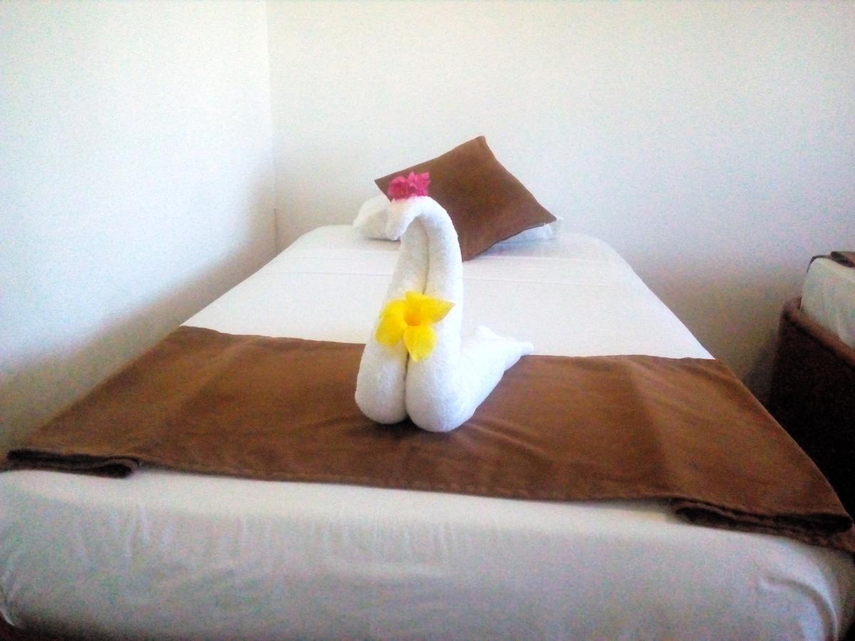 Hotel Crossman Puerto Ayora  Bagian luar foto